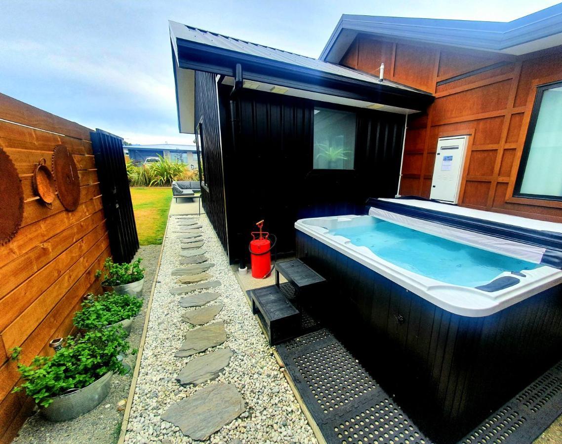 Villa Hawea Heaven: Superking Beds + Hot Tub + Mountain Wanaka Exterior foto